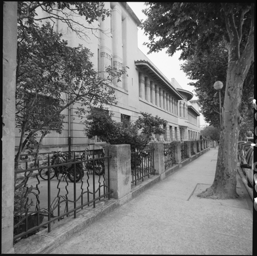 Bâtiment A, vue d'ensemble en volume vers le sud.