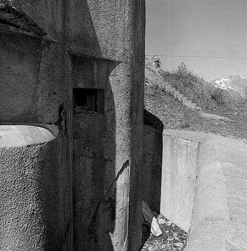 Bloc 5. Façade. Aile gauche, vue rapprochée.