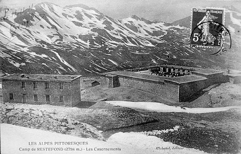 Les Alpes pittoresques. Camp de Restefond. Les casernements.