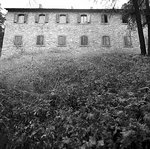 Casernement extérieur. Face est.