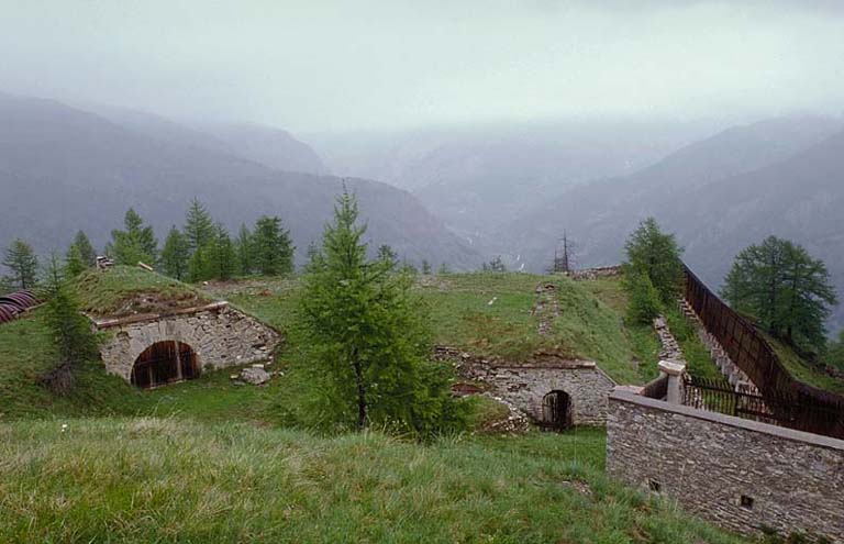 Terre-plein de batterie.