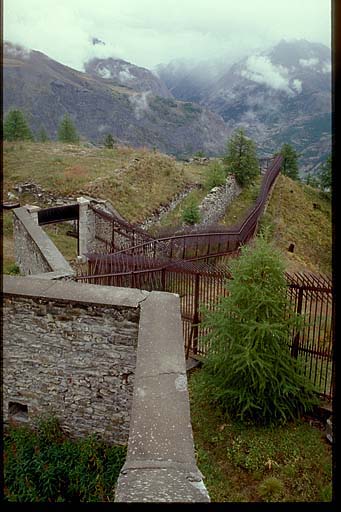 Face sud-est de la batterie prise depuis le saillant 1.