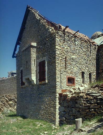 Casernement. Vue générale prise du sud.