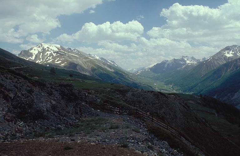 Vue sur le col de Larche.