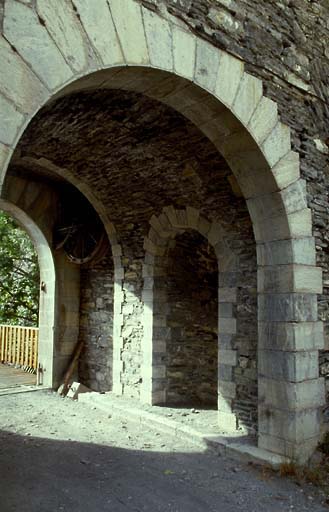 Fort moyen. Porte ouest. Façade intérieure.