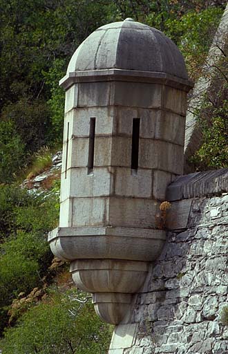 Fort moyen. Echauguette et saillant ouest.