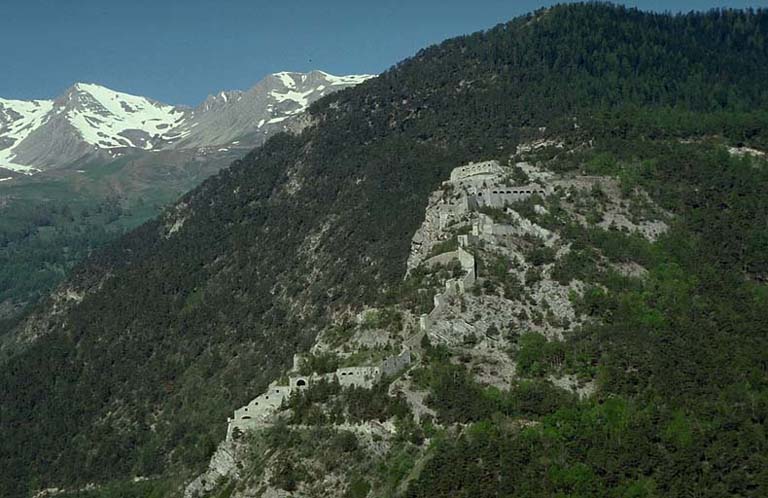 Vue générale de l'avant.