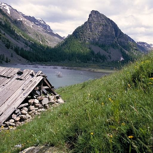 Tour des Sagnes et lac.