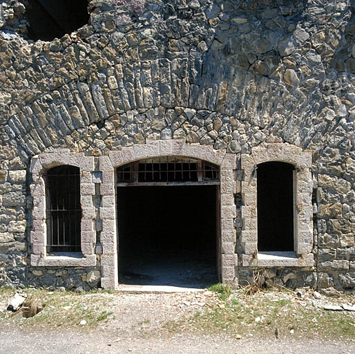 Casernement de temps de paix. Bâtiment 002 (les casemates de l'ancienne redoute). Détail de la casemate 16.