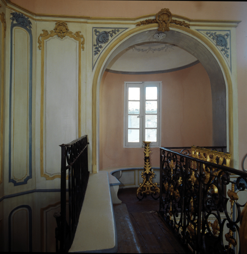 Tribune, vue de l'intérieur de la tourelle.