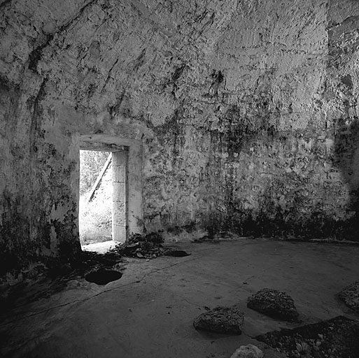 Bastion 3. Casemate de l'ancienne glacière. Vue intérieure.