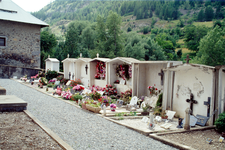 Les sépultures du mur ouest.