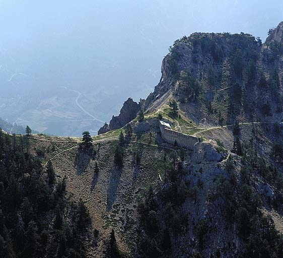 Vue aérienne prise de l'ouest.