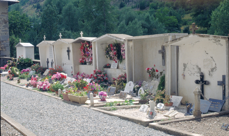 Les sépultures du mur ouest.