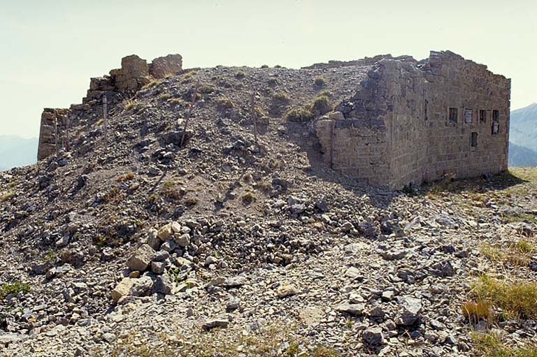 Le blockhaus vu du nord.