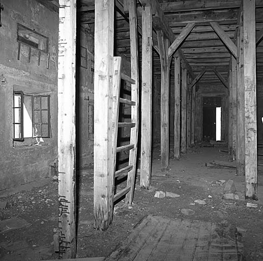 Casernement. Aile gauche, local 14. Chambre de troupe.