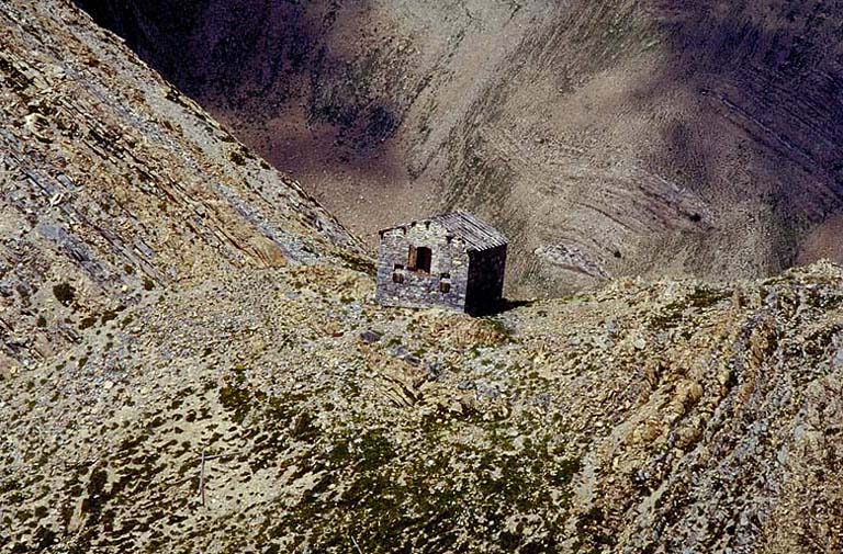 Poste n° 2. Vue aérienne rapprochée.