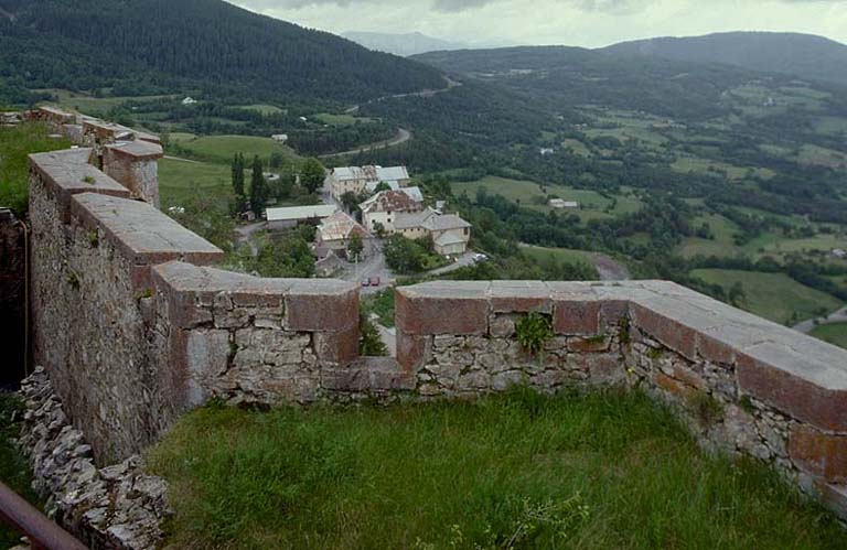 Vue depuis le bastion 3 en direction du sud-sud-est.