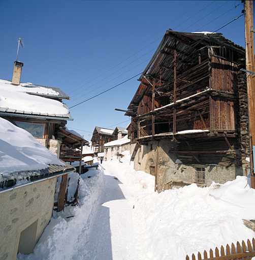 Rue enneigée.