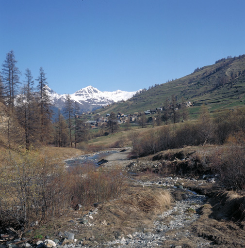 Le Serre. Vue de situation prise du sud.