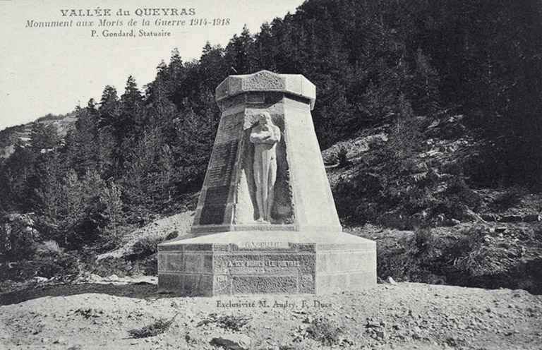 Vallée du Queyras. Monument aux morts de la guerre de 1914-1918. P. Gondard statuaire.