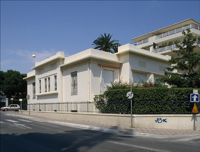 Vue en perspective de la façade sur rue