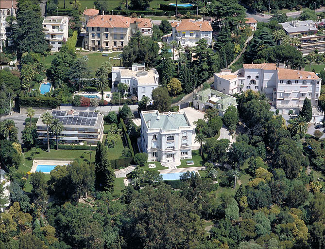 Maison dite villa Fénelon, puis la Californie, actuellement Pavillon de Flore ou villa Picasso