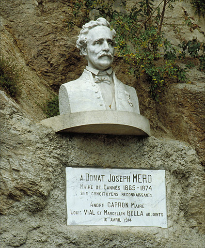 Monument à Donat Joseph Méro