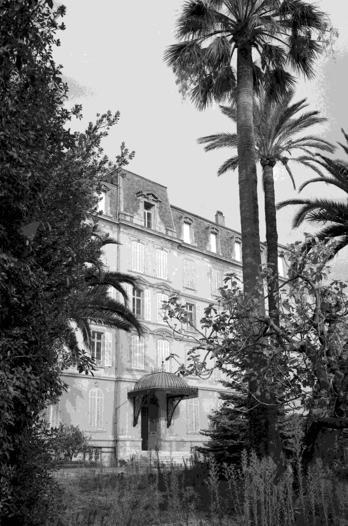 Façade sud, partie centrale.