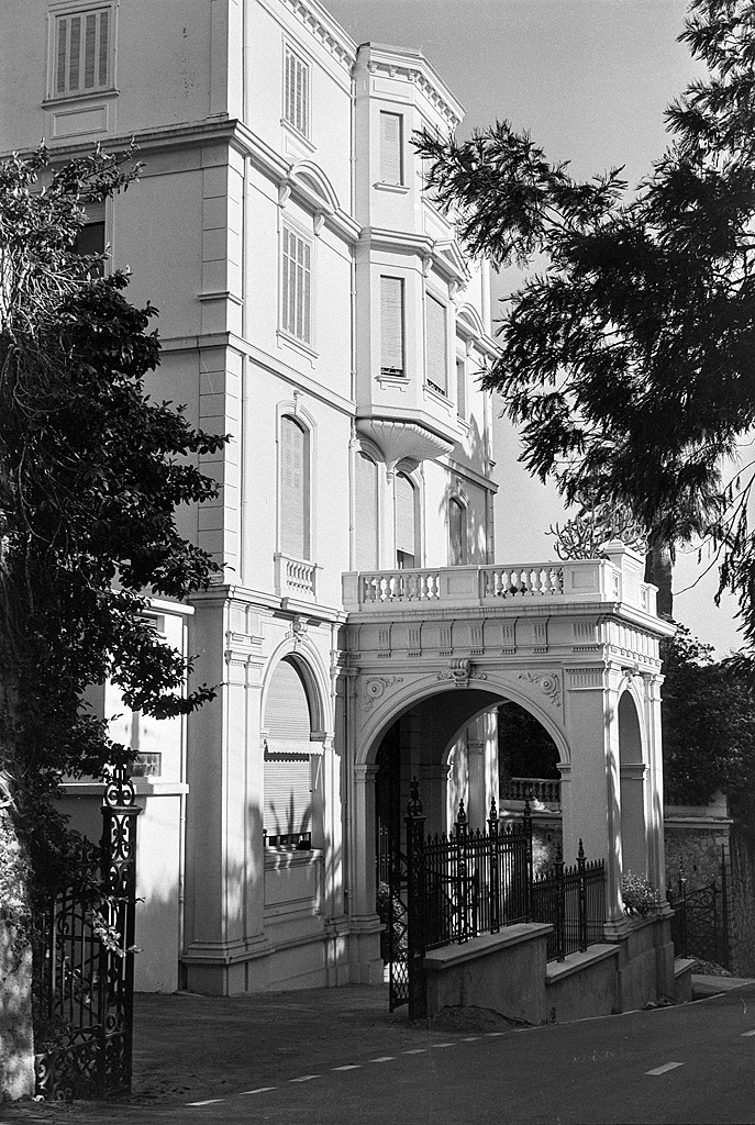 Façade ouest. Vue de volume.
