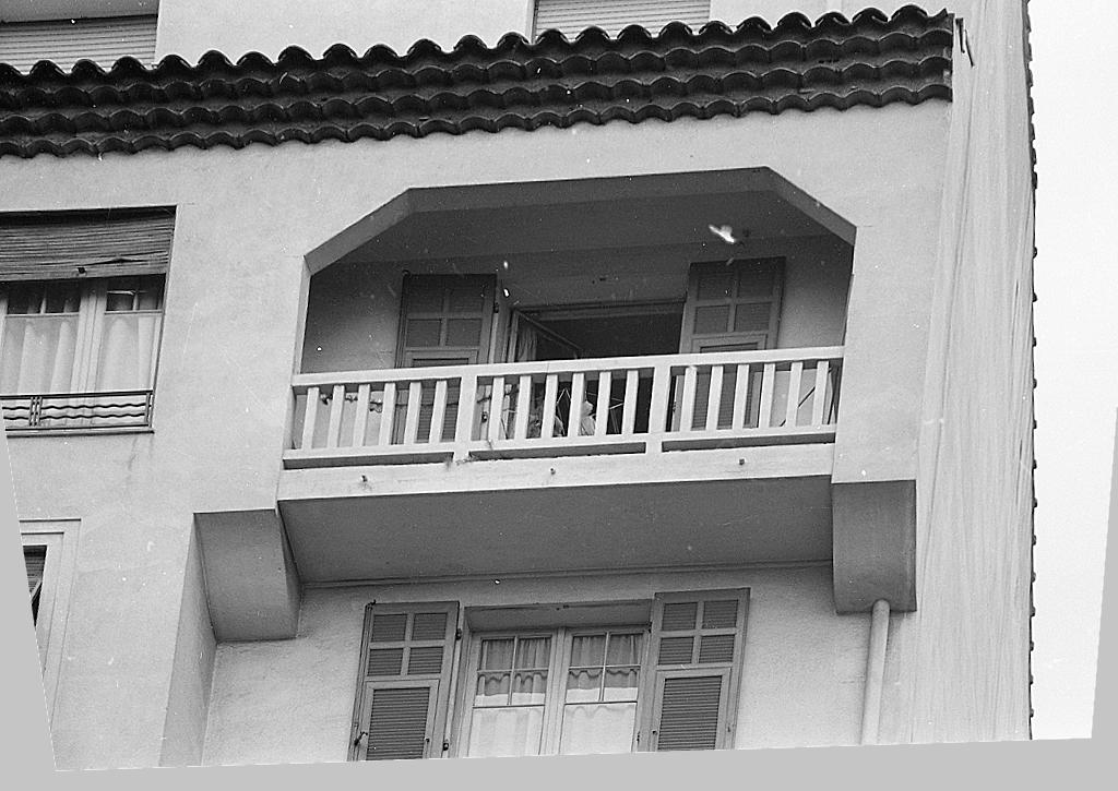 Façade antérieure ouest. 7e niveau. Loggia.
