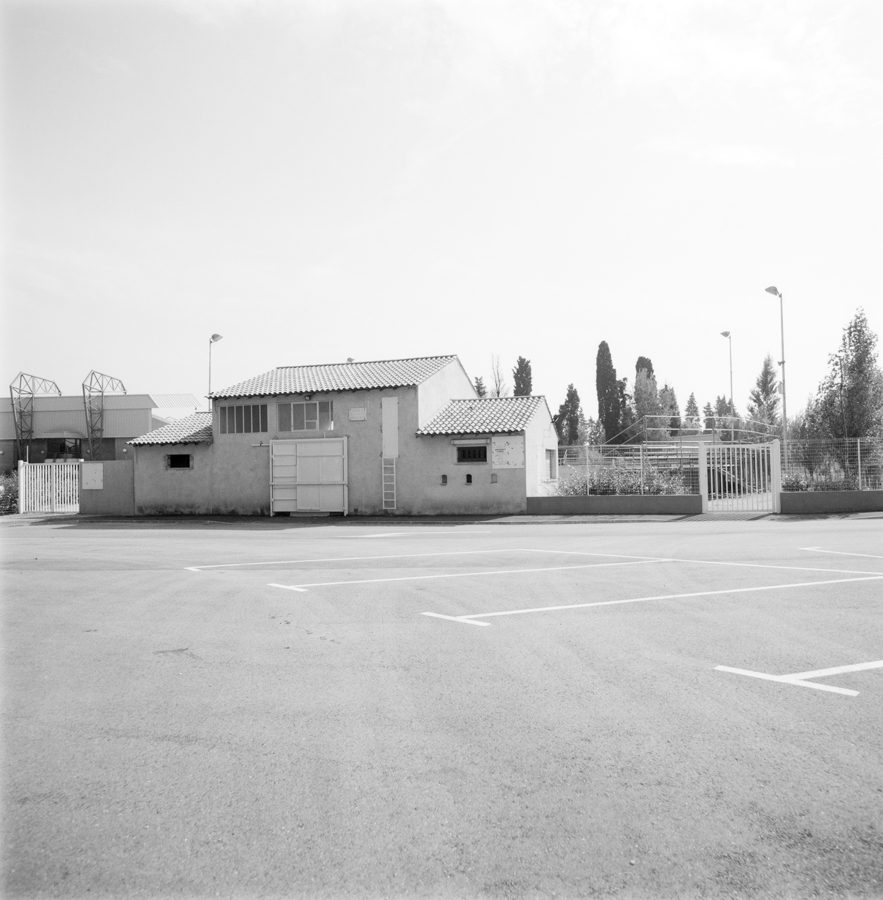 Entrée et bâtiment nord. Elévation vue du nord.
