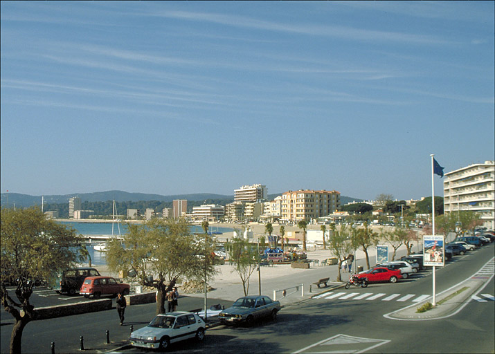 Station balnéaire dite Le Lavandou