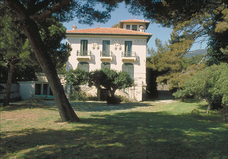 Maison dite villa les Stoechades