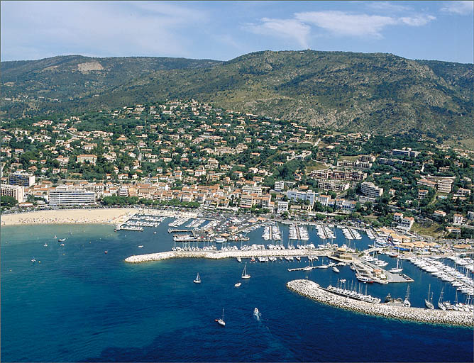 Station balnéaire dite Le Lavandou