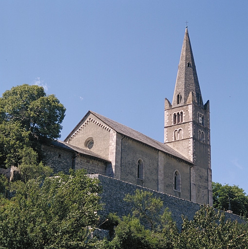 Église paroissiale Saint-Crépin et Saint-Crépinien