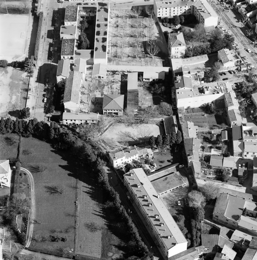 Vue aérienne prise de l'ouest.