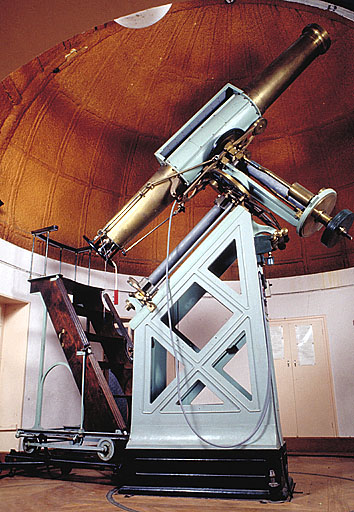 Lunette astronomique équatoriale (CM 51)