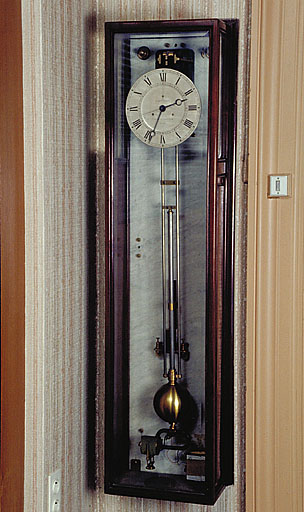Horloge astronomique électrique dite horloge Leroy (CM 46)