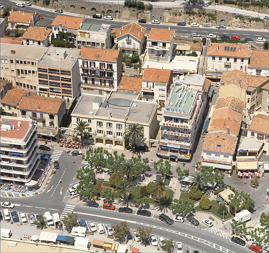 Station balnéaire dite Le Lavandou