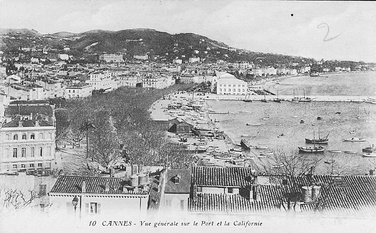 Vue générale sur le port et la Californie, [vers 1923]. Vue générale des Allées prise du Mont-Chevalier.