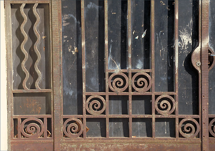 Portail d'entrée. Ferronnerie.