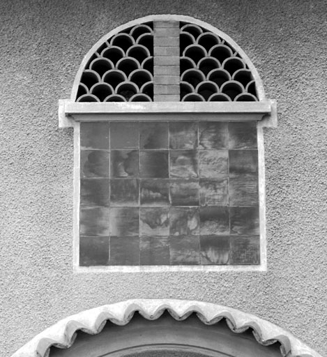 Façade nord. Détails ; Section A5. Ilot 8. Parcelle 1516. 6, rue Paul Gensollen. Façade nord. Détails.