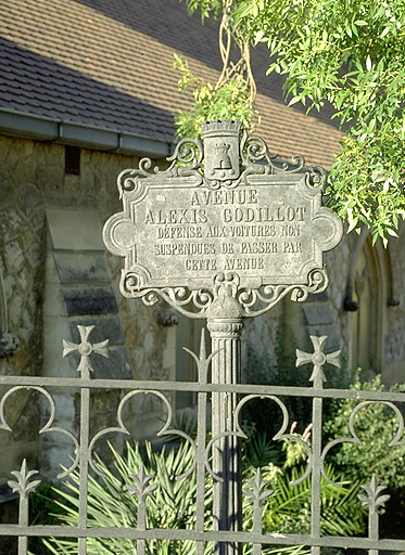 Avenue Alexis Godillot. Plaque de signalisation.