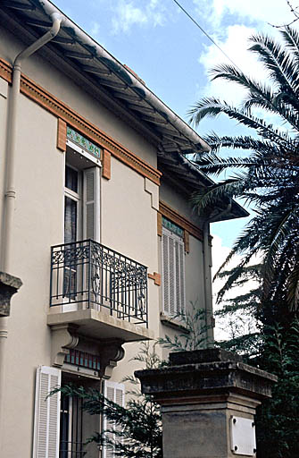 Section A5. Ilot 8. Parcelle 1517. 11, avenue Ambroise Thomas. Façade ouest. Détails.
