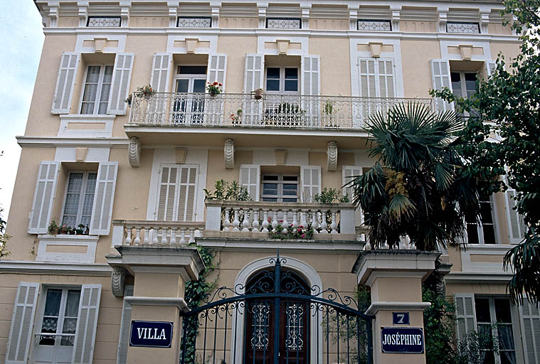 Section A6. Ilot 20. Parcelle 1869. 7, rue Pierre-Brossolette. Façade nord.