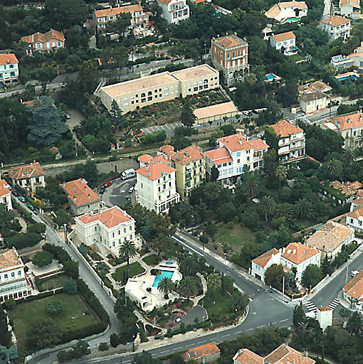 Vue aérienne du quartier Châteaubriand prise du sud.