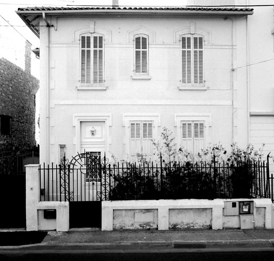 Section A5. Ilot 16. Parcelles 1439-1438. 14, avenue Nocart - 12, avenue Nocart. Façade de la parcelle 1439.