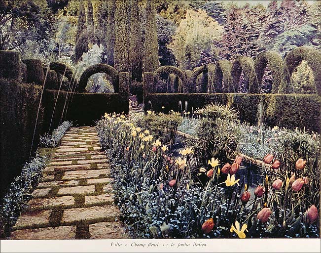 Le jardin italien de la villa Champ Fleuri. (propriété de Mme Marino Vagliano). 1936.