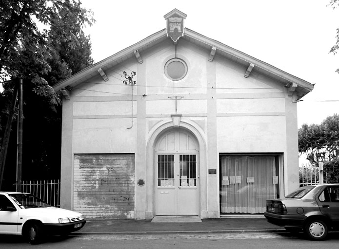 Edifice commercial ou artisanal. 4, rue Michelet.